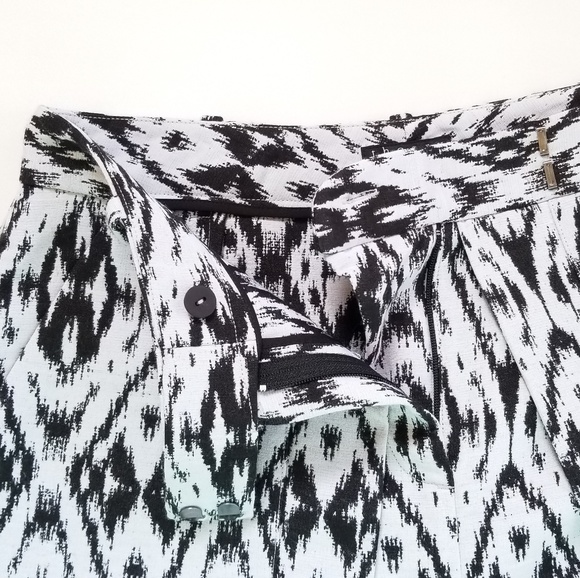 THEORY CASLYN JACQUARD LAYERED SHORTS - Picture 6 of 8